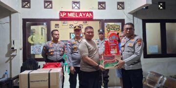 Respons Cepat Pasca-Banjir, PJU Polres Pandeglang Salurkan Bantuan di Kecamatan Sumur