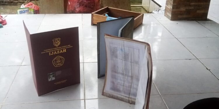Tiga Hari Pasca Banjir, Kampung Apolo Lumpuh Total