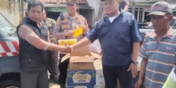 Banjir Rendam Tujuh Desa, Kapolres Metro Bekasi Salurkan Bantuan Kemanusiaan