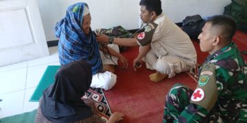 TMMD Ke-127 Hari H+1, Kodim 0607/Kota Sukabumi Gelar Pelayanan Kesehatan untuk Warga Parakanlima.