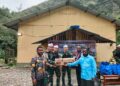 SATGAS YONIF 301/PKS GELAR BAKTI SOSIAL DI PEDALAMAN PAPUA TENGAH