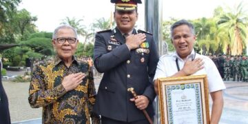 Upacara Hari Bhayangkara Ke-80 di Jakarta Utara Berlangsung Khidmat, Perkuat Sinergitas Polri Bersama TNI, Pemerintah, dan Masyarakat