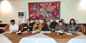 Konferensi Pers THMP dan PERADI Bersatu: Bantah Tuduhan C. Suhadi Menyusup Sidang Praperadilan Roy Suryo
